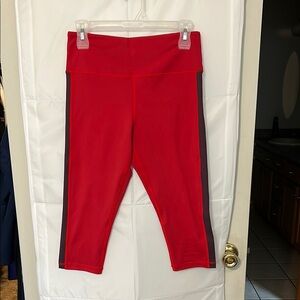 ZYIA. Light n Tights cropped leggings